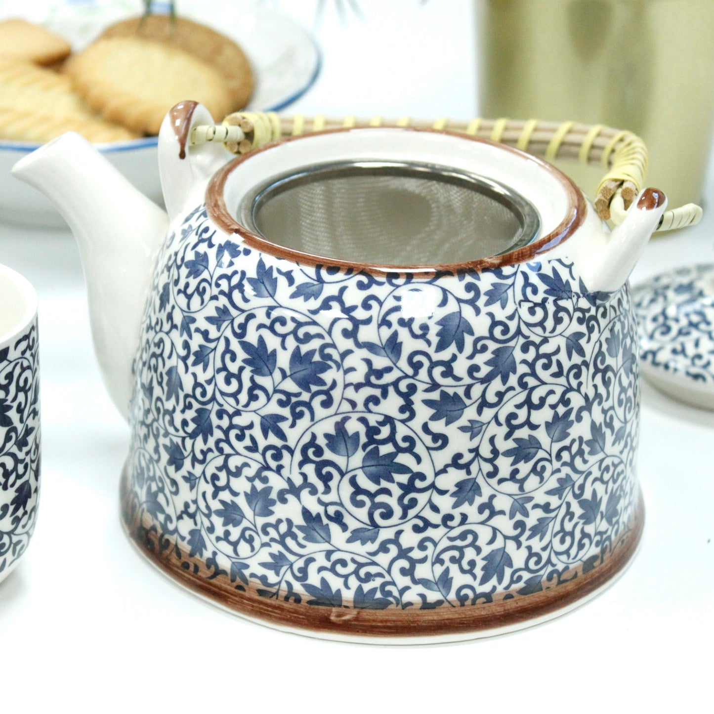 Tea Pot & Cups